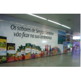 mídia e painel aeroporto São Paulo
